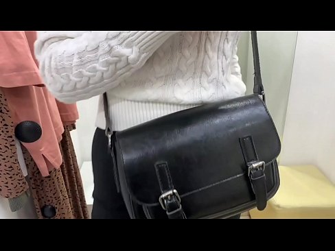 ❤️ אוננות פומבית של הכלבה הצעירה פרלברי עם דילדו בחדר המתאים ️ פורנו ב-iw.xxxlfv.top ☑
